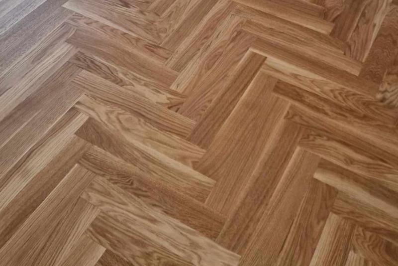 68x408 mm sauvaparketti pintapuulla